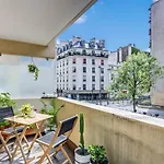 2 People Apartment With Terrace By Weekome